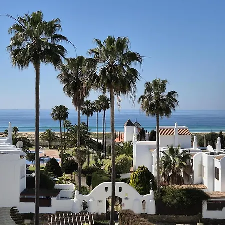 Ref. 36 En Bahia De La Plata Zahara de los Atunes
